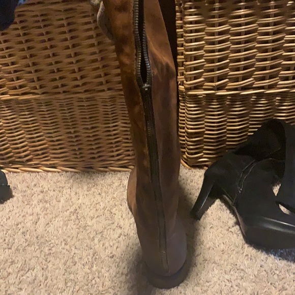 “Born”  knee high brown suede boots - Picture 8 of 11